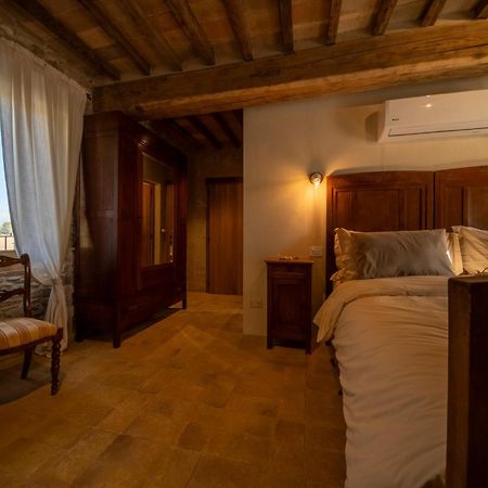 Agriturismo Podere Tovari Ангьяри Экстерьер фото